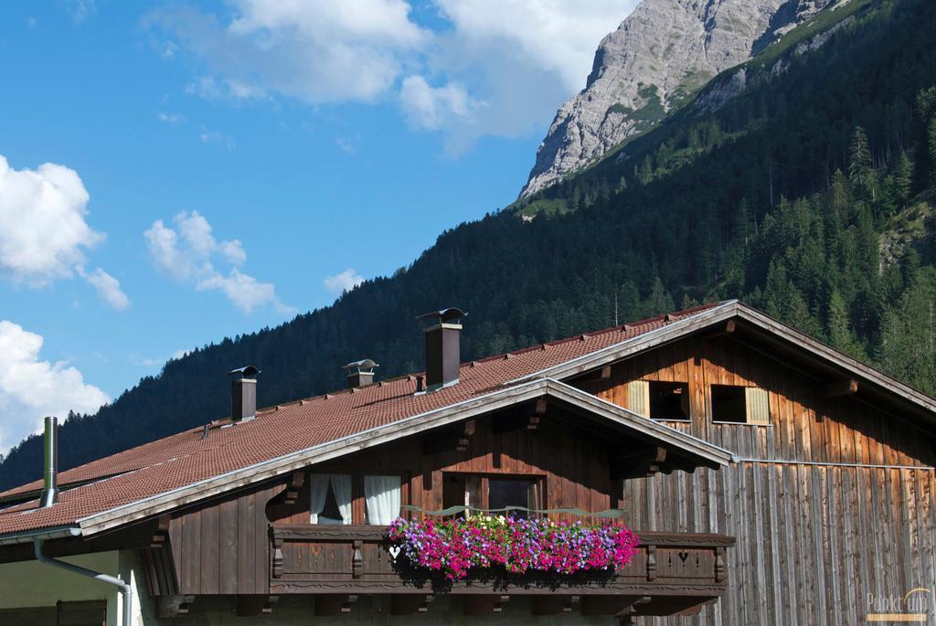 מלון Hinterhornbach Berghof Am Schwand מראה חיצוני תמונה